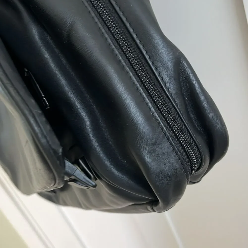 EUC Vintage Tumi Alpha Black Napa Leather Messenger Bag Laptop Briefcase
